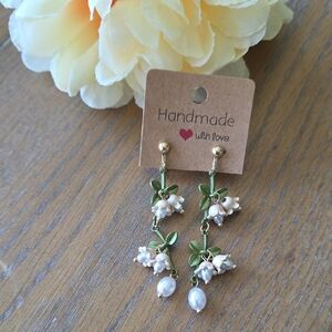 Floral Pearl Drop Earrings